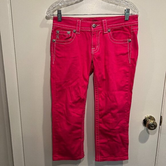 Miss Me Jeans Hot Pink Low Rise Wing Embellished Cuffed Capri, Size 27 - Picture 1 of 16